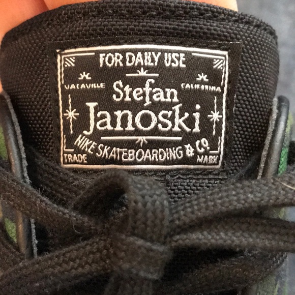 NEW Nike SB Stefan Janoski LE  - 9 - Picture 4 of 4